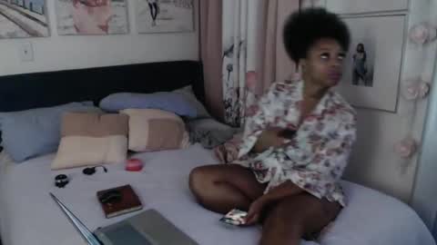 The Empress online show from 20, 10, 2025