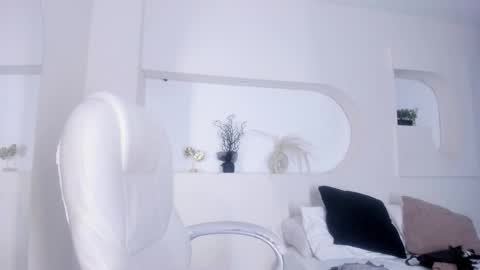 geminis muentes online show from 1, 12, 2025