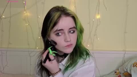 Snapshot of gemmafulwood chatting on 8, 10, 2025 Ilona online show from 8, 10, 2025