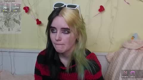 Snapshot of gemmafulwood chatting on 24, 10, 2025 Ilona online show from 24, 10, 2025