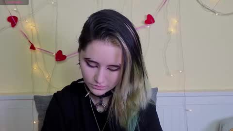 Snapshot of gemmafulwood chatting on 8, 11, 2025 Ilona online show from 8, 11, 2025