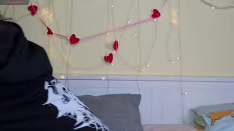 Snapshot of gemmafulwood chatting on 9, 11, 2025 Ilona online show from 9, 11, 2025