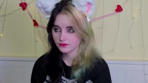 Snapshot of gemmafulwood chatting on 11, 11, 2025 Ilona online show from 11, 11, 2025