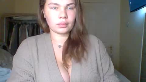 Snapshot of gemmarmalade chatting on 8, 11, 2025 GEMMARMALADE online show from 8, 11, 2025