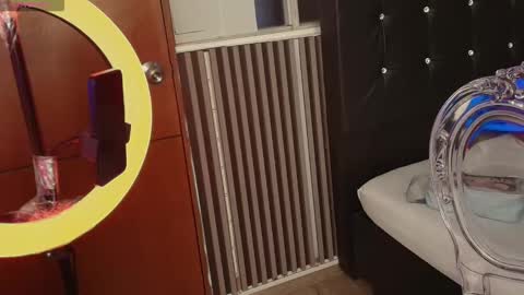 genesisrea__ online show from 27, 11, 2025