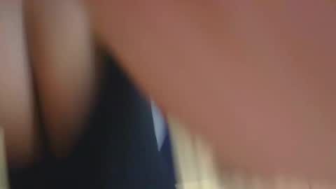 Snapshot of geni_smart chatting on 1, 11, 2025 Luciana online show from 1, 11, 2025