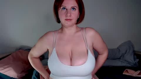Chrisa online show from 5, 3, 2025