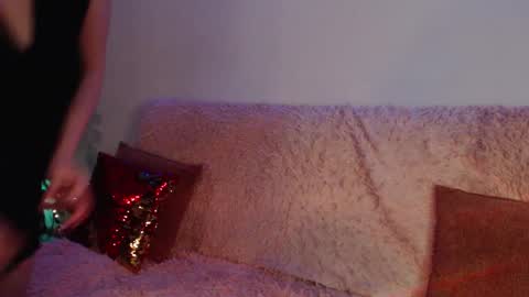 gentlemila online show from 5, 1, 2025