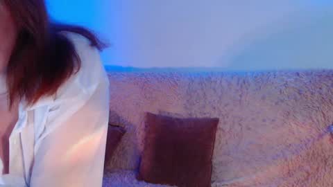 gentlemila online show from 14, 2, 2025