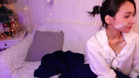 Snapshot of gentlemusee chatting on 21, 12, 2025 gentlemusee online show from 21, 12, 2025