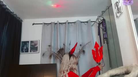 Georgina Santos online show from 30, 10, 2025