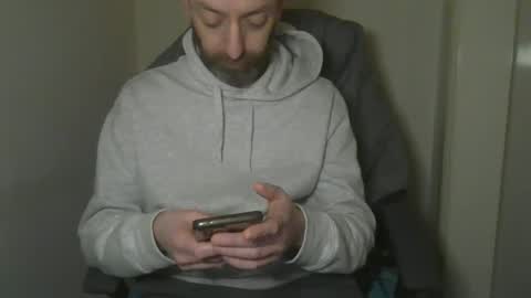 Snapshot of geon2xx chatting on 8, 12, 2024 Geon online show from 8, 12, 2024