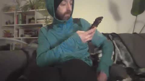 Snapshot of geon2xx chatting on 29, 10, 2025 Geon online show from 29, 10, 2025