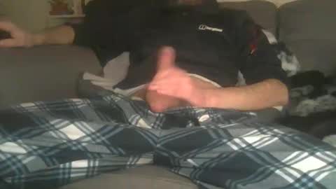 Snapshot of geon2xx chatting on 12, 11, 2025 Geon online show from 12, 11, 2025