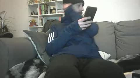 Snapshot of geon2xx chatting on 15, 11, 2025 Geon online show from 15, 11, 2025