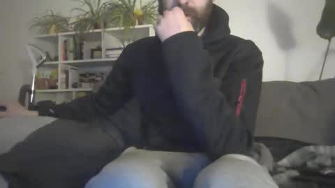 Snapshot of geon2xx chatting on 21, 11, 2025 Geon online show from 21, 11, 2025