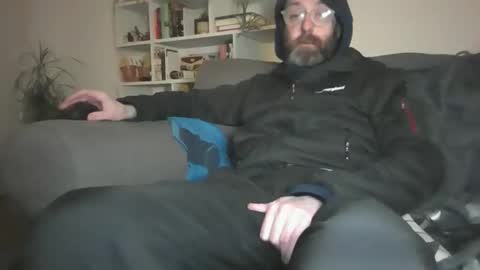 Snapshot of geon2xx chatting on 2, 12, 2025 Geon online show from 2, 12, 2025