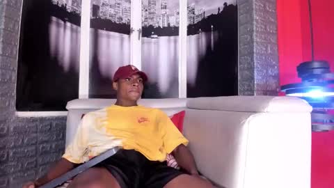 G E O R G E online show from 3, 12, 2025