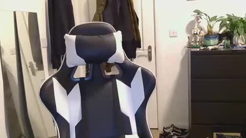 Snapshot of georgek0011 chatting on 16, 1, 2026 georgek0011 online show from 16, 1, 2026