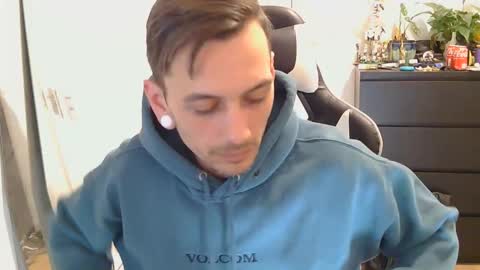 Snapshot of georgek0011 chatting on 22, 2, 2026 georgek0011 online show from 22, 2, 2026