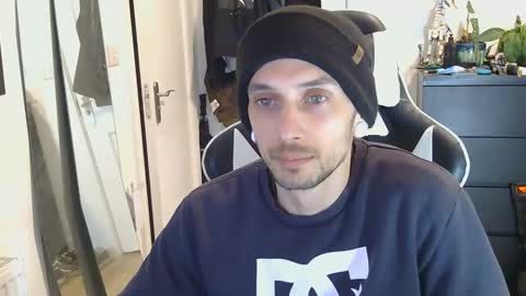 Snapshot of georgek0011 chatting on 6, 3, 2026 georgek0011 online show from 6, 3, 2026