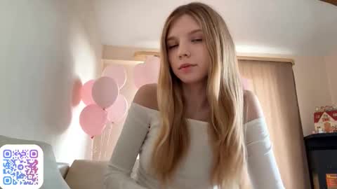 Chloe online show from 19, 9, 2025