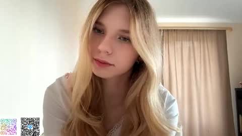 Chloe online show from 5, 10, 2025