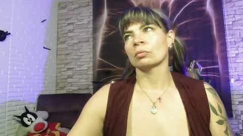 Georgina  online show from 15, 9, 2025