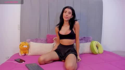 GEORGINA online show from 24, 11, 2025