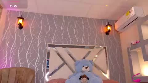 Snapshot of geral_johansson chatting on 23, 10, 2025 online show from 23, 10, 2025