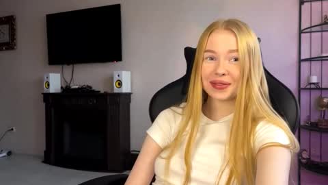 Snapshot of gerishingleton chatting on 3, 11, 2025 Amelia online show from 3, 11, 2025