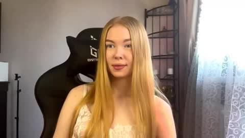 Snapshot of gerishingleton chatting on 17, 11, 2025 Amelia online show from 17, 11, 2025