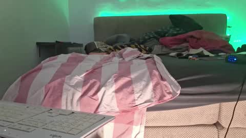 A  A online show from 15, 1, 2025