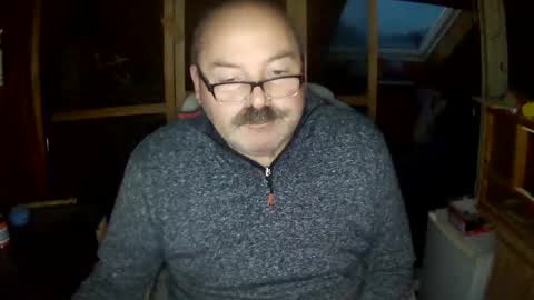 Snapshot of germany_50 chatting on 4, 12, 2025 germany_50 online show from 4, 12, 2025