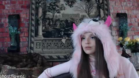 Snapshot of ghostflower chatting on 18, 9, 2025 ghostflower online show from 18, 9, 2025