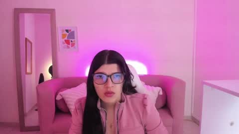 Gia online show from 20, 10, 2025