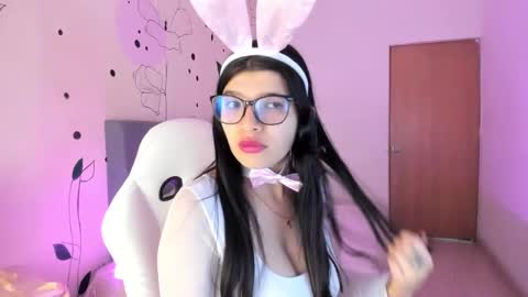 Gia online show from 30, 10, 2025