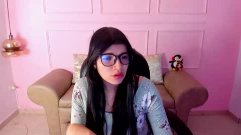 Gia online show from 27, 11, 2025