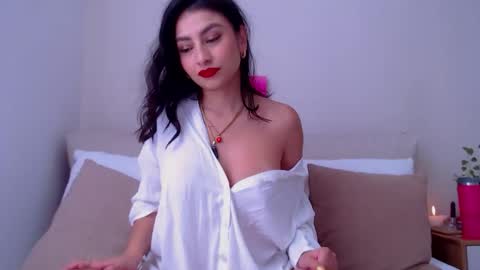 Gia Ferh online show from 4, 10, 2025