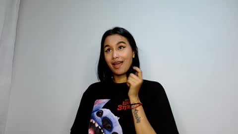 Gia Lee online show from 15, 10, 2025