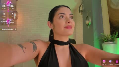 Snapshot of giaferrera_ chatting on 10, 11, 2025 Gia Ferrera online show from 10, 11, 2025