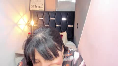 Snapshot of giafox_ chatting on 10, 11, 2025 G I A FOX online show from 10, 11, 2025