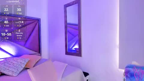 Gia  online show from 5, 1, 2026