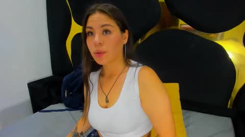 Snapshot of giannajohnson chatting on 29, 11, 2025 GiannaJohnson online show from 29, 11, 2025