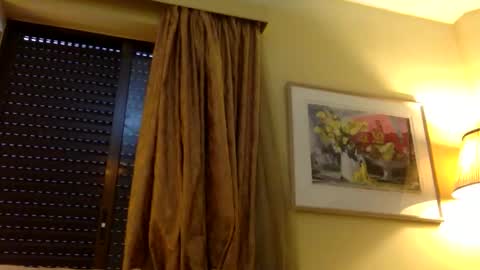 Snapshot of giannispr1998 chatting on 4, 10, 2025 Horny Sissy online show from 4, 10, 2025