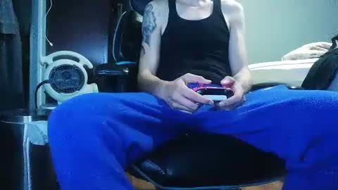 Snapshot of giantdick4u1991 chatting on 18, 9, 2025 giantdick4u1991 online show from 18, 9, 2025