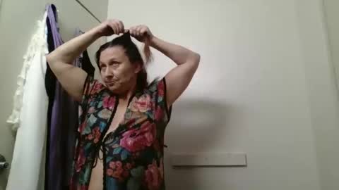 Notshy39 online show from 22, 11, 2025