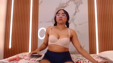 Snapshot of gigi_fly chatting on 22, 2, 2026 Gissell online show from 22, 2, 2026