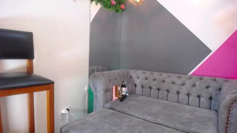 Snapshot of gigi_scott_ chatting on 3, 11, 2025 GIGI STCOTT online show from 3, 11, 2025