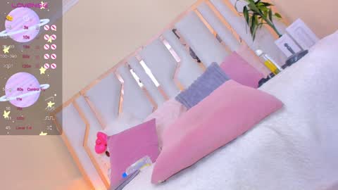 giigi_doll online show from 4, 12, 2024